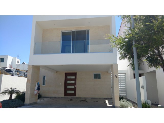 Casa en Venta en colonia Lomas de Angelopolis