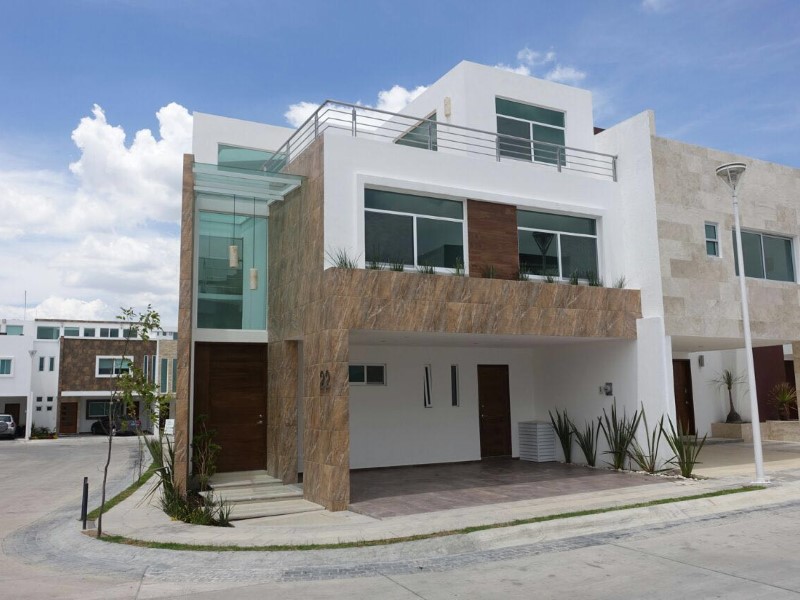 Casa en Venta en Lomas de Angelopolis