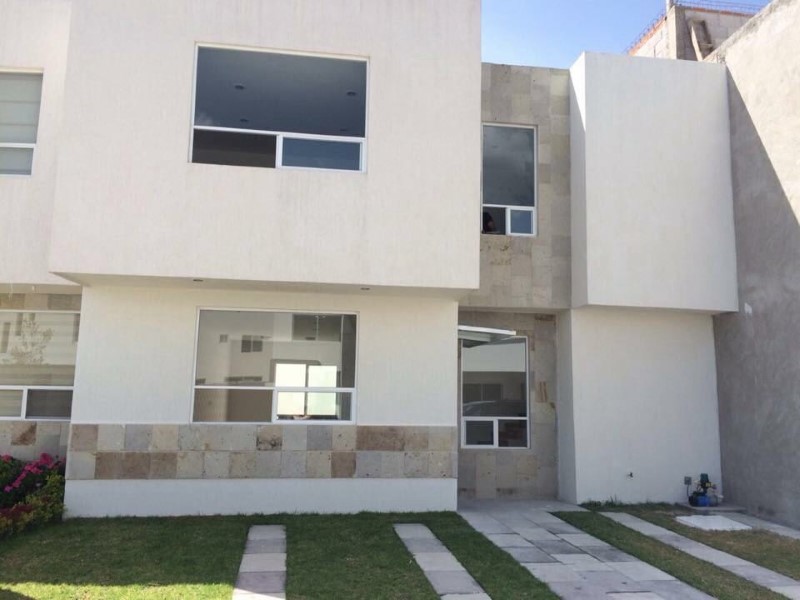 Casa en Venta en colonia Lomas de Angelopolis