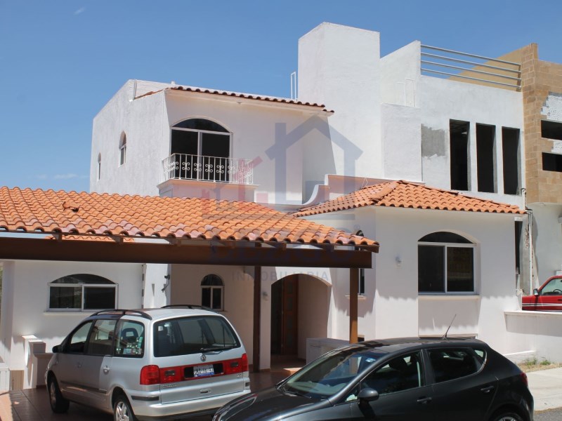 Casa en Venta en colonia Hacienda Real Tejeda
