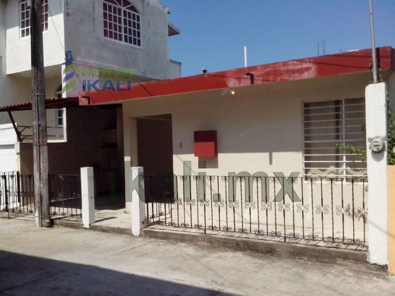 Casa en Renta en colonia Tuxpan de Rodriguez Cano Centro