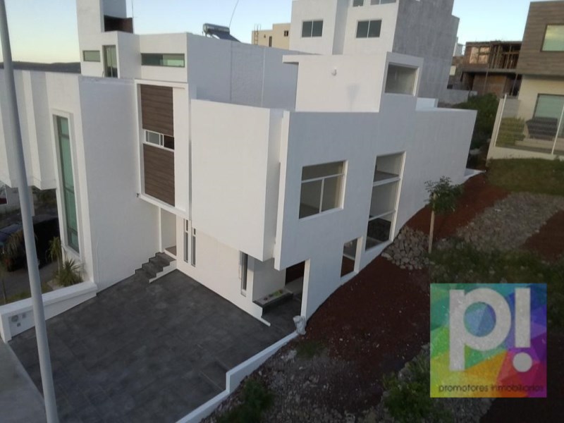 Casa en Venta en colonia Bosques Tres Marias