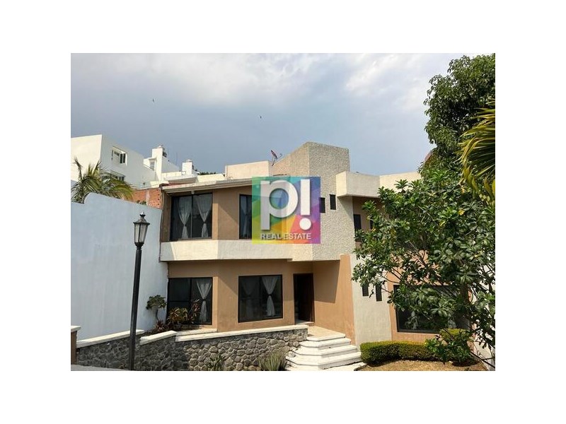 Casa en Venta en Lomas de Atzingo