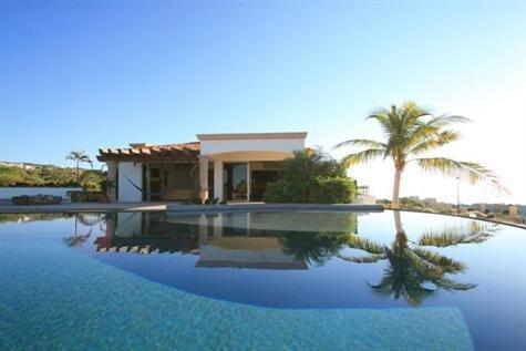 Villa en temporary rental en colonia Cabo Bello