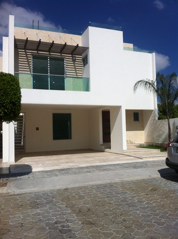 Casa en Venta en Lomas de Angelopolis I