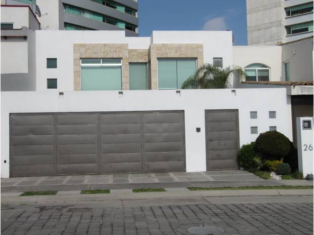 Casa en Venta en colonia Blvd. Atlixcayotl