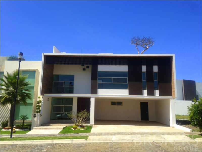 Casa en Venta en colonia Lomas de Angelopolis I