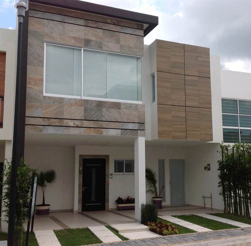 Casa en Venta en colonia Lomas de Angelopolis Clusters Zona Azul