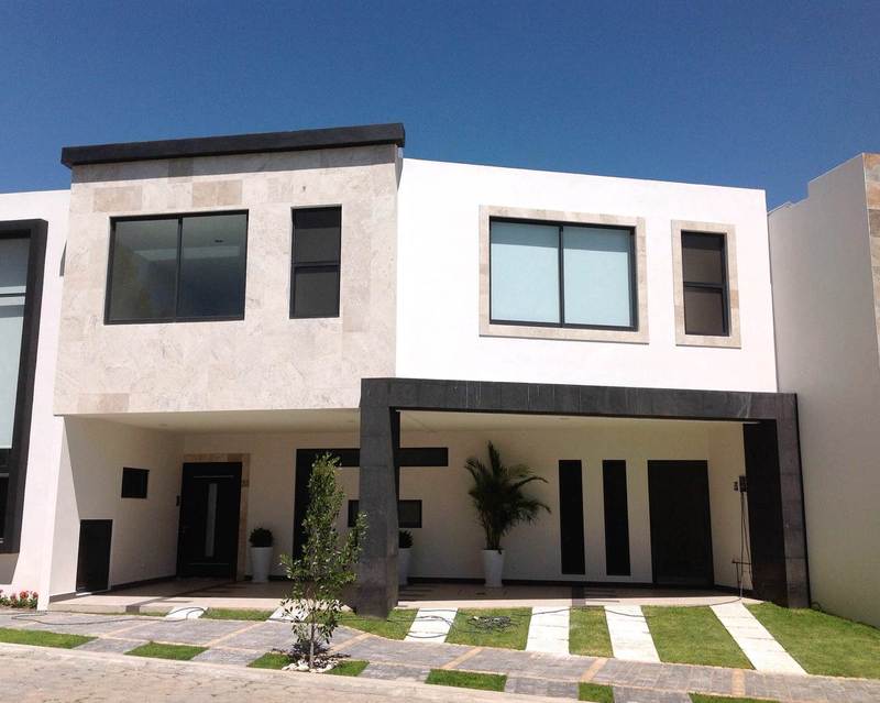 Casa en Venta en Lomas de Angelopolis Clusters Zona Azul