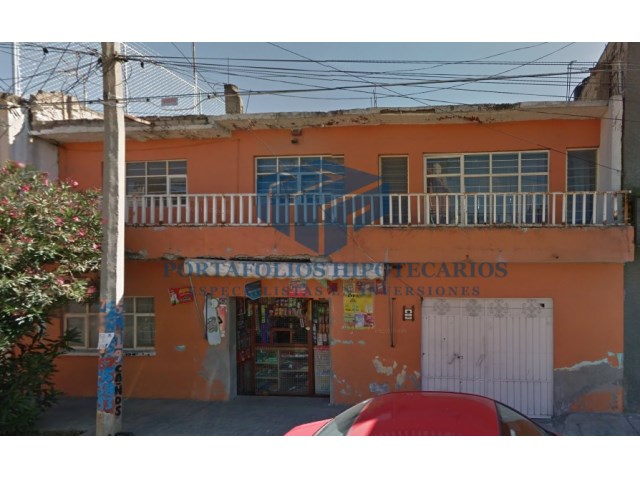 Casa en Venta en Maravillas, Nezahualcoyotl, Mexico con 240m2