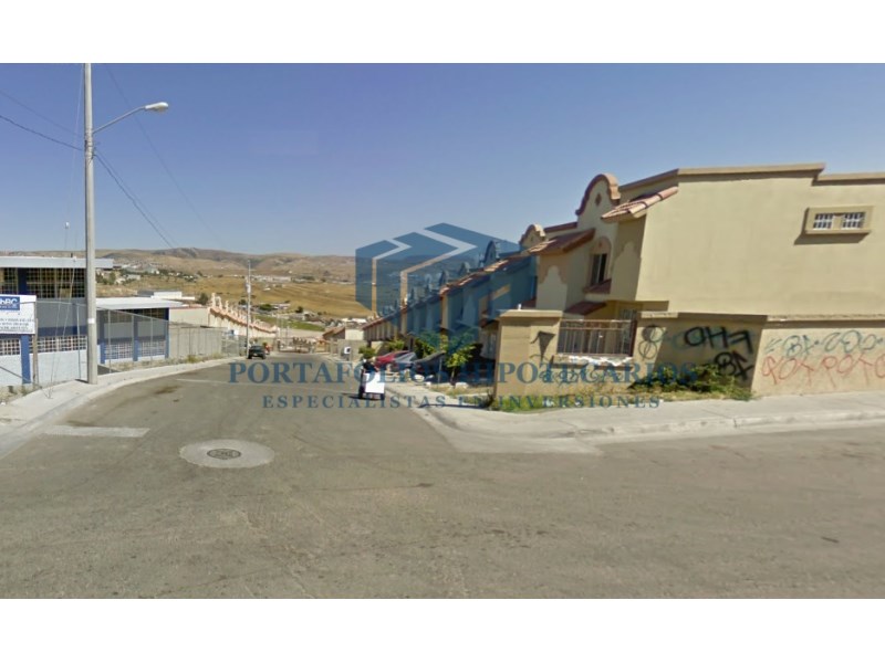 Casa en Venta en Villa Residencial Santa Fe 1a Seccion, Tijuana, Baja  California Norte con 55m2