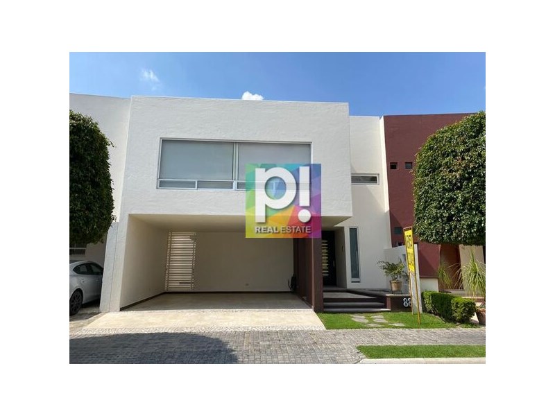 Casa en Venta en colonia Lomas de Angelopolis