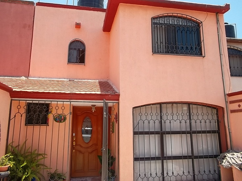 Casa en Venta en Ex-Hacienda San Miguel, Cuautitlan Izcalli, Estado de  Mexico con 103m2